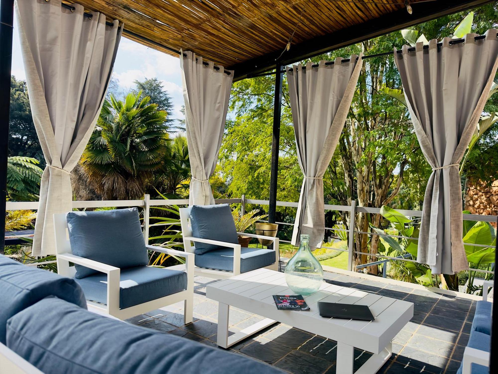 Serene Place Guest House & Conference Venue Affordable Luxury With Backup Power รัวเดอพวร์ต ภายนอก รูปภาพ